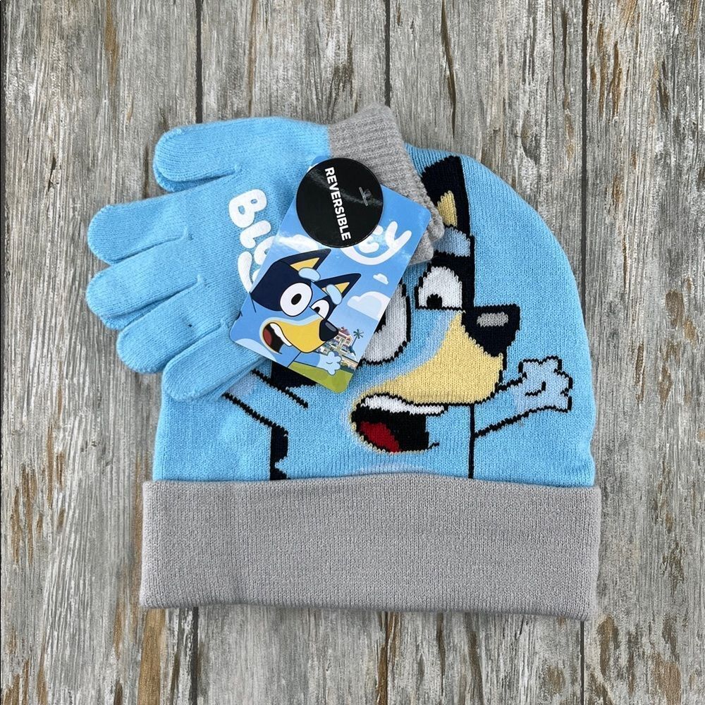Bluey Beanie Hat & Glove Set Reversible